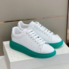 매퀸 Mcqueen 남여공용 오버솔 스니커즈 M399