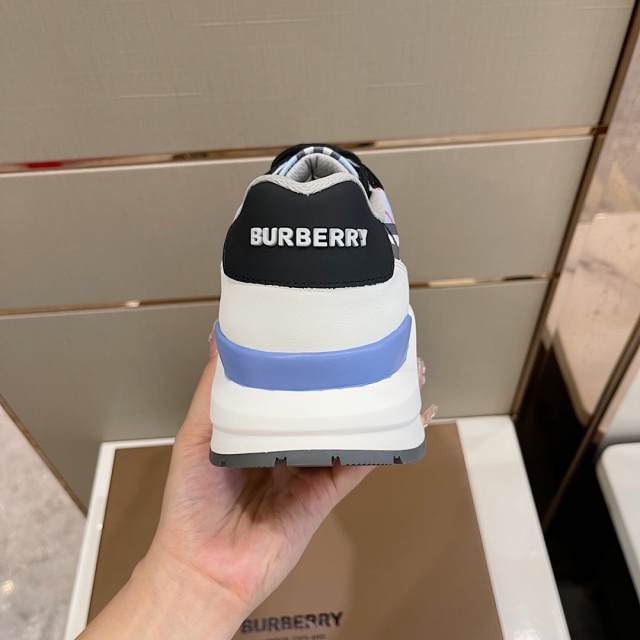 버버리 BURBERRY 남성 빈티지 스니커즈  BB380