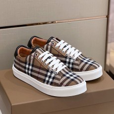 버버리 BURBERRY 남성 캔버스 스니커즈  BB381