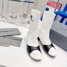 발렌시아가 Balenciaga 여성 앵클 부츠 BG0738