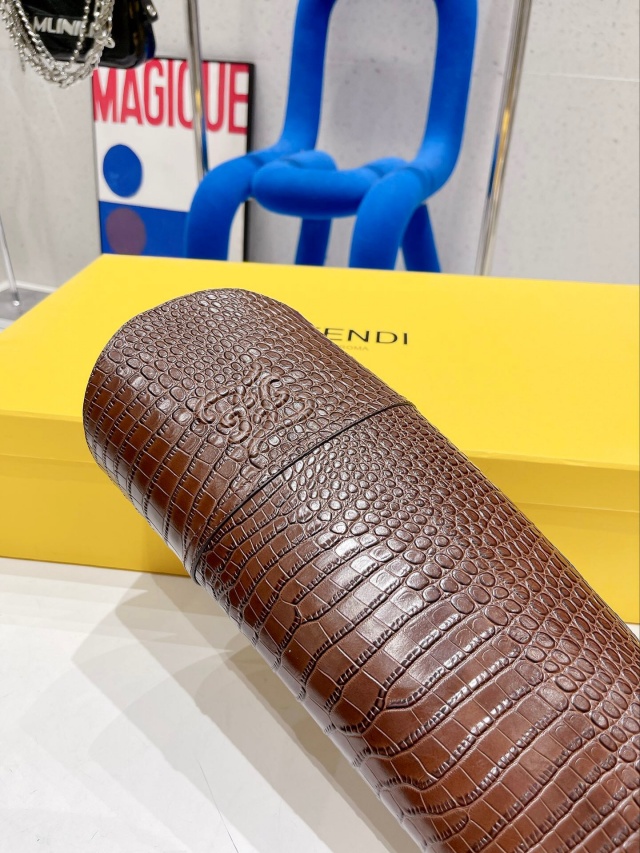 펜디 FENDI 여성 하프 부츠 F206