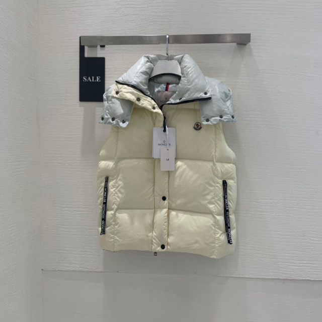 몽클레어 Moncler 여성 다운 패딩조끼 M02408