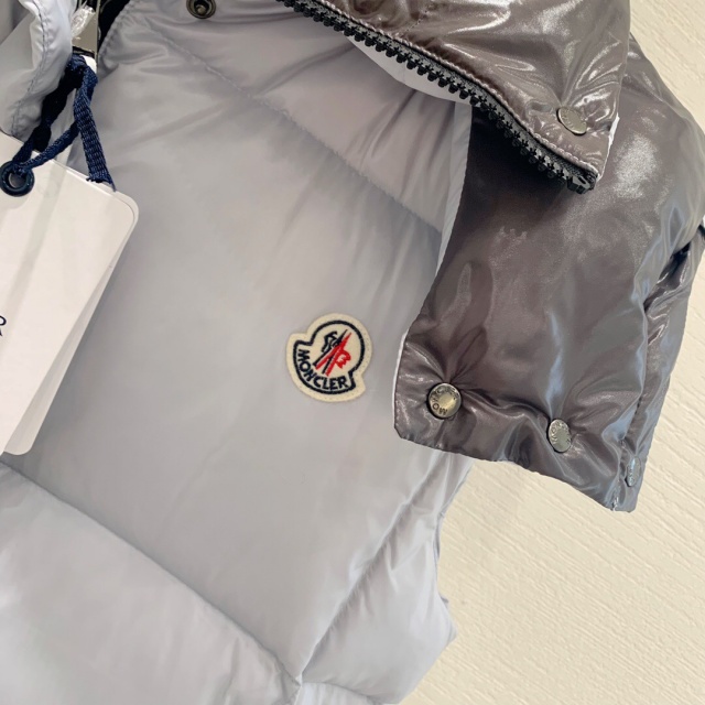 몽클레어 Moncler 여성 다운 패딩조끼 M02408