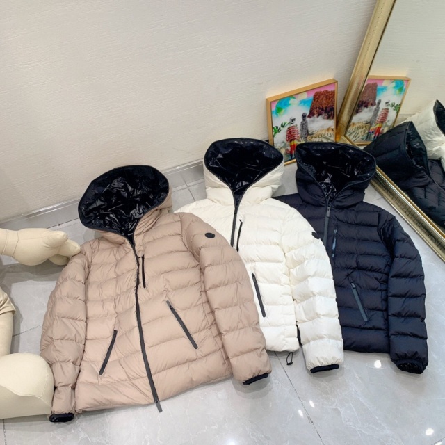 몽클레어 Moncler 여성 패딩 M02422