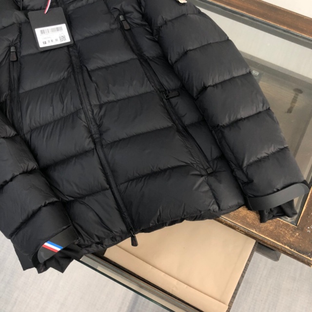 몽클레어 Moncler 남성 패딩 M02429