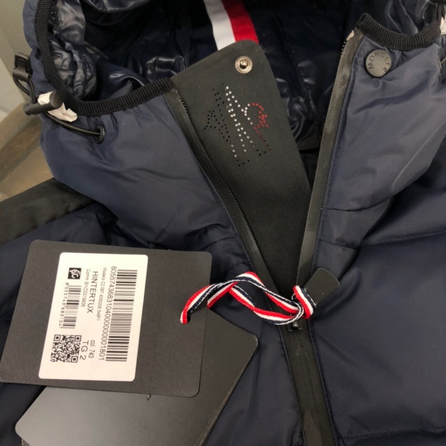 몽클레어 Moncler 남성 패딩 M02438