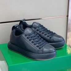 보테가 BOTTEGA VENETA 남성 스니커즈 BV1589