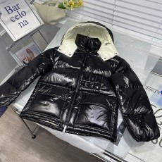 몽클레어 Moncler 여성 패딩 M02504