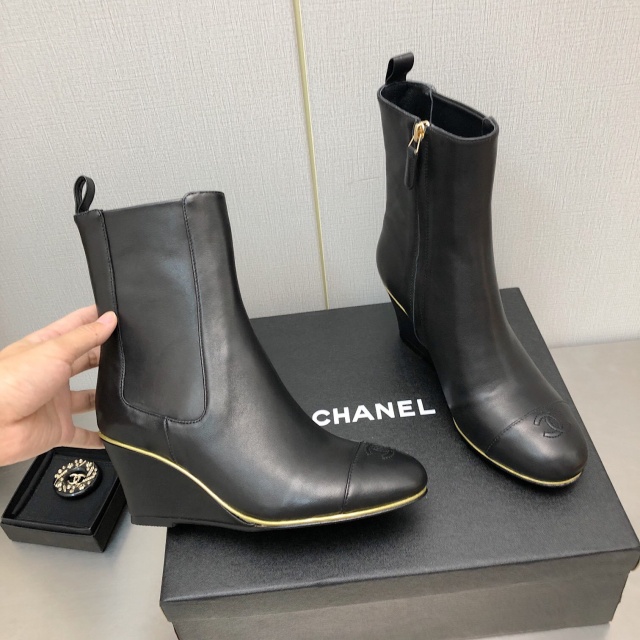 샤넬 CHANEL 여성 앵클 부츠 C01066