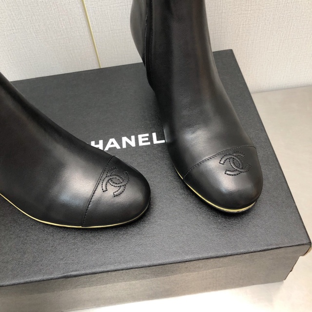 샤넬 CHANEL 여성 앵클 부츠 C01066