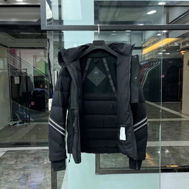 캐나다구스 CANADAGOOSE 남성 패딩 CS0373