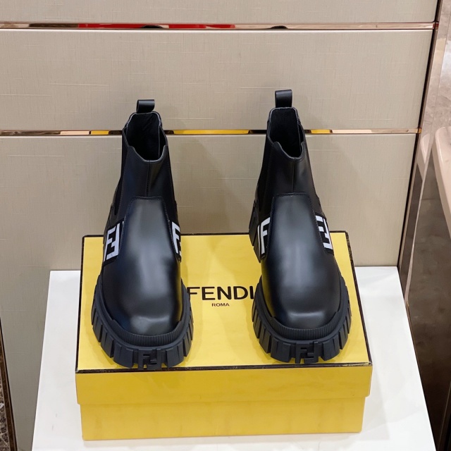 펜디 FENDI 남성 앵클 부츠 F251