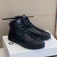 지방시 GIVENCHY 남성 하이탑 스니커즈 GV0752