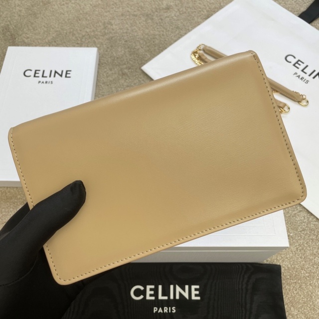 셀린느 CELINE 퀴르 트리오페 체인백  CL0536