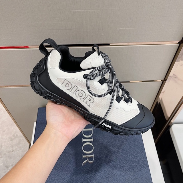 디올 DIOR 라이즌 하이킹 슈즈 D1608