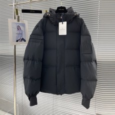 몽클레어 Moncler 남성 패딩 M02617