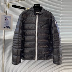 몽클레어 Moncler 남성 패딩 M02663