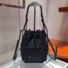 프라다 PRADA 탑핸들 뉴 버킷백 1BZ038 PD0885