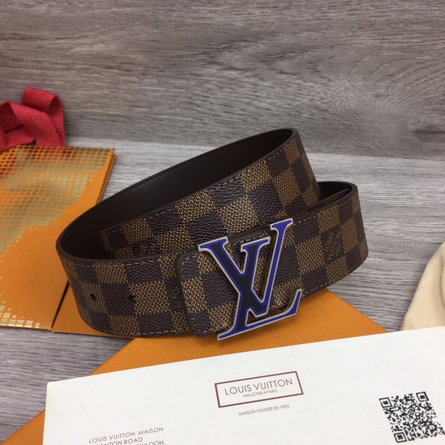 루이비통 LOUIS VUITTON 남성 벨트 LV0654