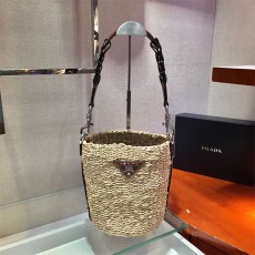 프라다 PRADA 여성 라피아 숄더백 1BC128 PD0999