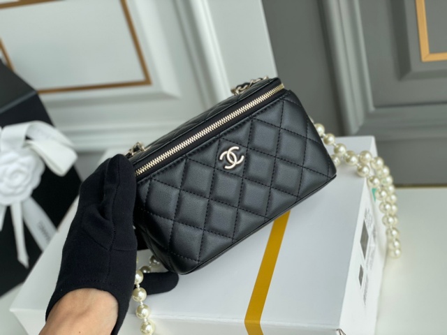 샤넬 CHANEL 여성 미니 베니티 코스메틱 C2362