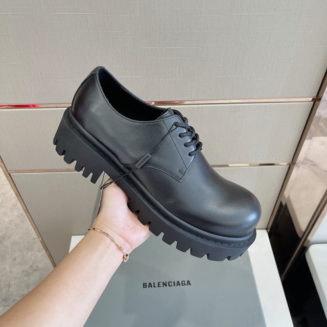 발렌시아가 Balenciaga 남성 레더 더비 슈즈 BG0783