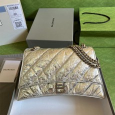 발렌시아가 Balenciaga 퀼팅 크러쉬 체인백 716393 BC0561