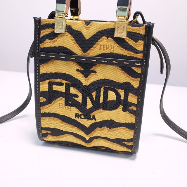 펜디 FENDI 선샤인 숄더백  FD08448