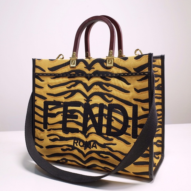 펜디 FENDI 선샤인 토트백  FD08443