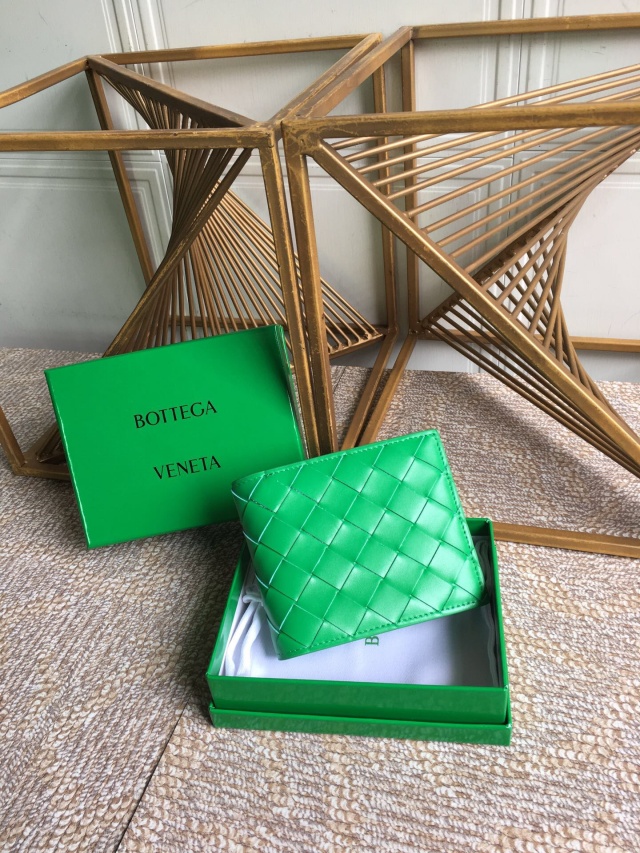 보테가 BOTTEGA VENETA  남여공용 반지갑 BO0781