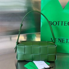 보테가 BOTTEGA VENETA 베네타 카세트 토트백 BO0908