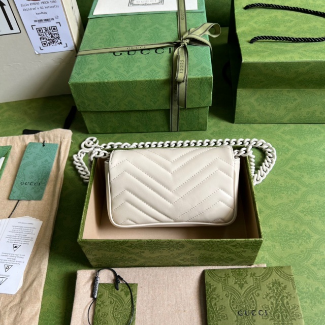 구찌 GUCCI 마몬트 벨트백 699757 GU0985