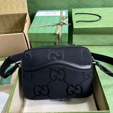 구찌 GUCCI 인터로킹 G 디테일의 메신저백 675891 GU0974