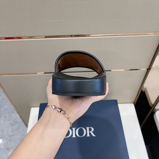 디올 DIOR 남성  슬라이드 슬리퍼  D1656