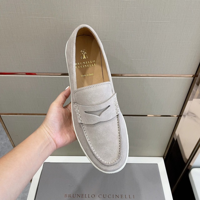 브루넬로쿠치넬리 Brunello Cucinelli 남성 스웨이드 로퍼 BC024