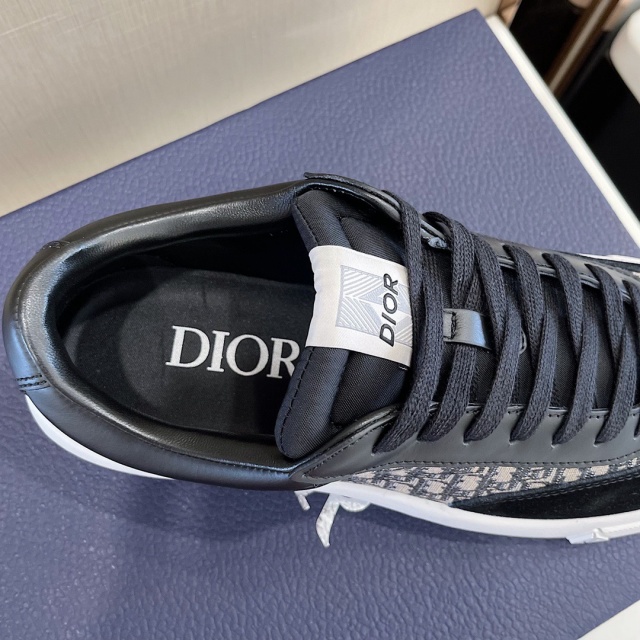 디올 DIOR 남성 스니커즈 D1671