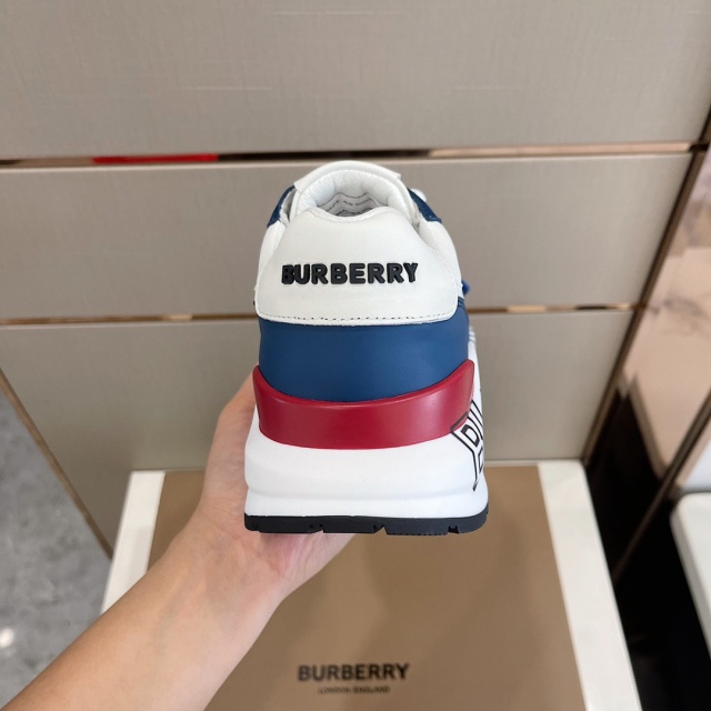 버버리 BURBERRY 남성 빈티지 스니커즈 BB413