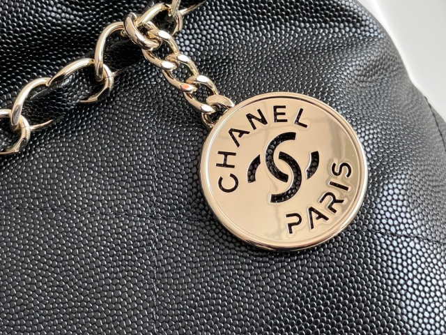 샤넬 CHANEL 23C 여성 숄더백 C2365