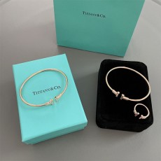 티파니 TIFFANY&CO 여성 팔찌 TF0005