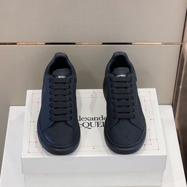 매퀸 Mcqueen 남여공용 오버솔 스니커즈 M442