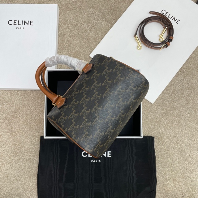 셀린느 CELINE 트리오페 캔버스 스몰 보스턴백 197582 CL0588