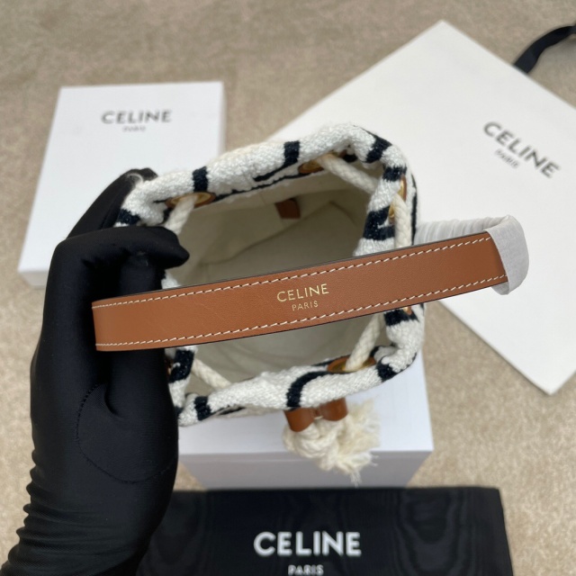 셀린느 CELINE 여성 버킷백 196532 CL0560