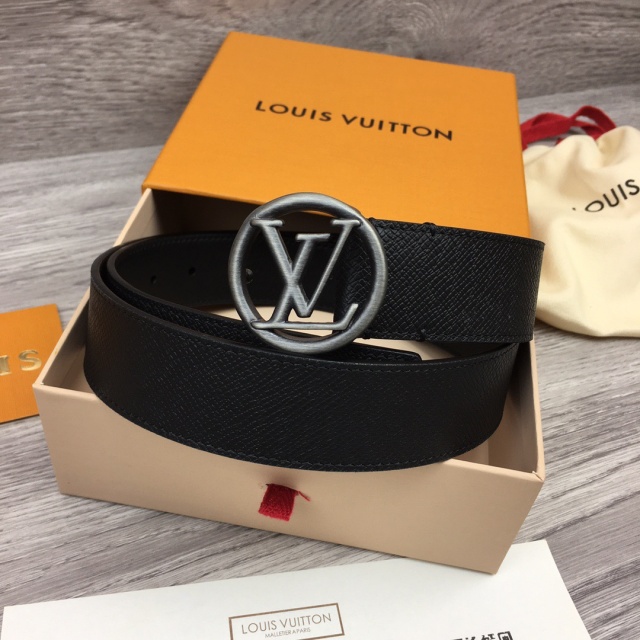 루이비통 LOUIS VUITTON  남성 벨트 LV0676