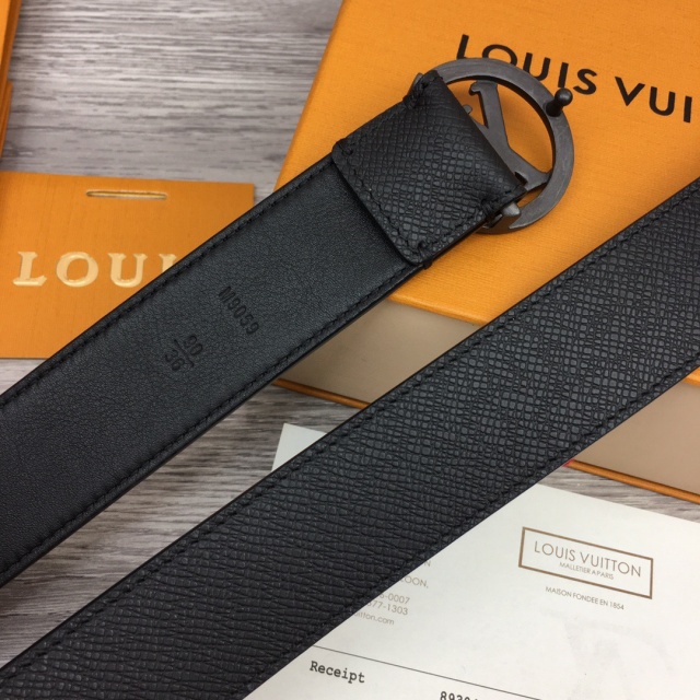 루이비통 LOUIS VUITTON  남성 벨트 LV0676