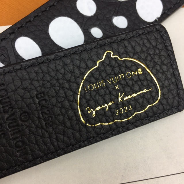 루이비통 LOUIS VUITTON  남여공용  벨트 LV0685