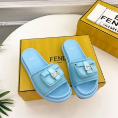 펜디 FENDI 여성 슬라이드 뮬 F303