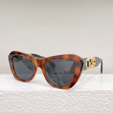 펜디 FENDI  FE40064I 여성 선글라스 D011