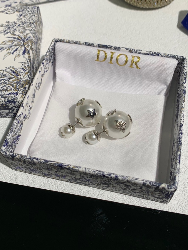 디올 DIOR 여성 귀걸이 CD0050