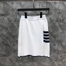 톰브라운 THOMBROWNE 여성 스커트 T4694