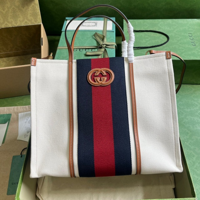 구찌 GUCCI 미디엄 인터로킹 G 토트백 727721 GU1105